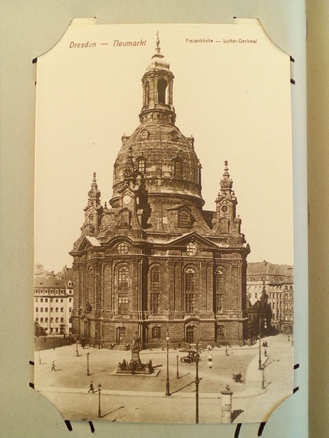 /Germany/DE_Place_1900-1949_Dresden - Neumarkt Frauenkirche - Hauptansicht.jpg